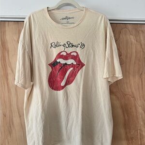 Urban Outfitters Cream Tee with Rolling Stones Graphic